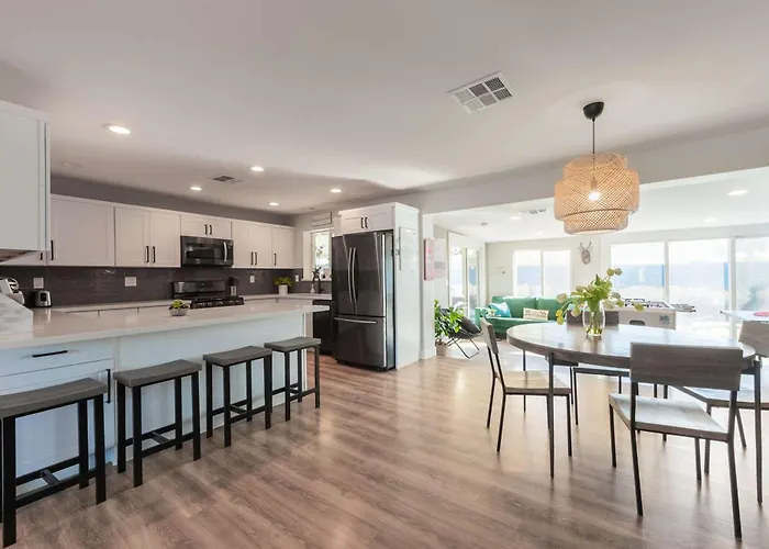 Holiday home Family Retreat By Old Town With Pool *